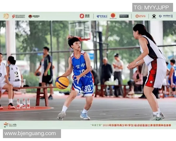 成都篮球队的拼搏历程与挑战赛背后的故事揭秘